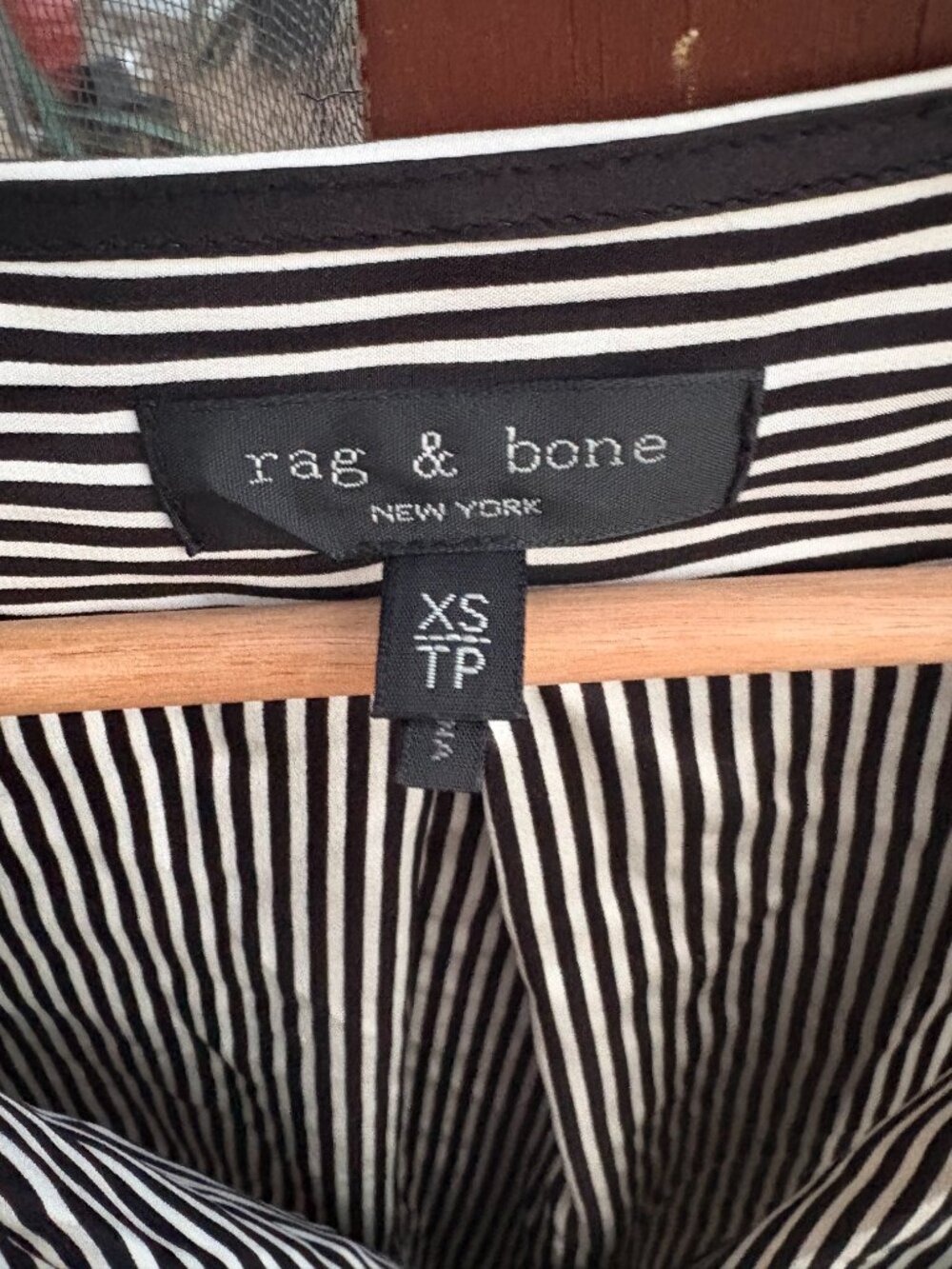 rag & bone The Lei Stripe Silk Blouse – Black and white  – Size XS/TP - Picture 2 of 7